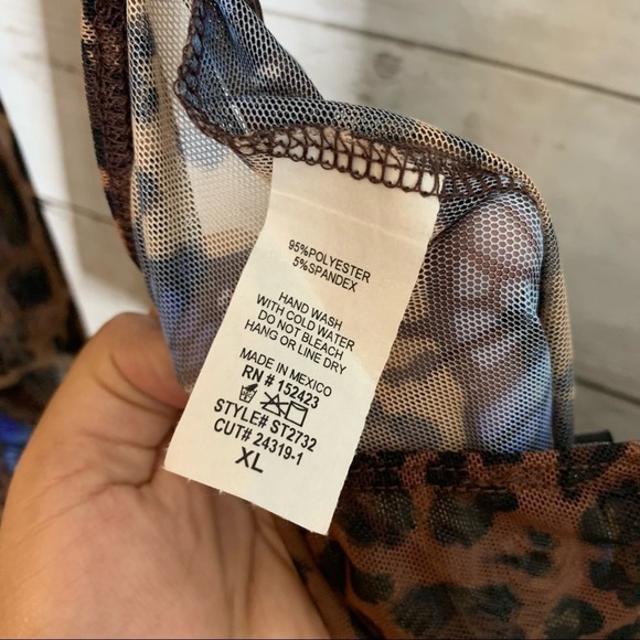 NWOT Fashion Nova Blooming Into Beauty 2 Piece Sheer Mesh Bodysuit Pants Set - Picture 8 of 9